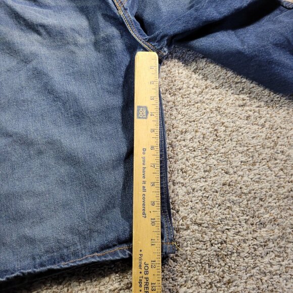 Levi's 569 Denim Shorts Mens 40 Loose Fit Straight Leg Dark Wash - Picture 2 of 7